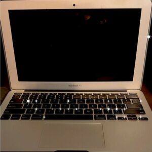 Apple MacBook 11”